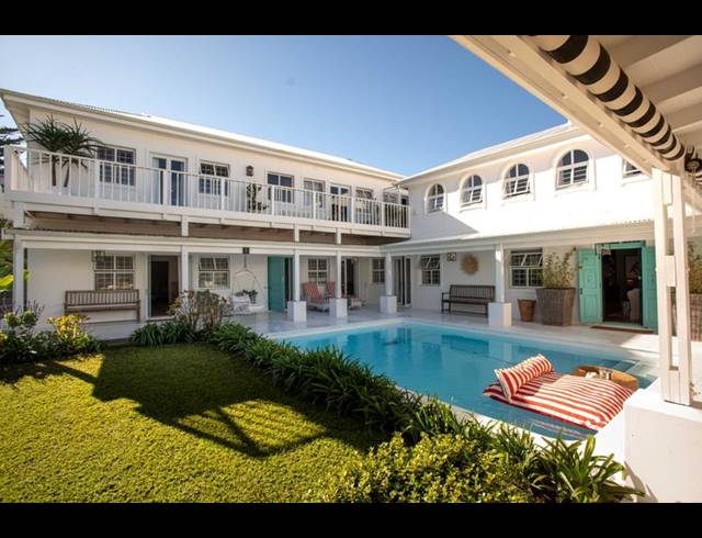 6 BEDROOM HOUSE FOR SALE IN SEASIDE LONGSHIPS